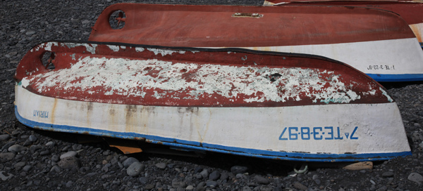 Roeiboten bij Playa de Santiago